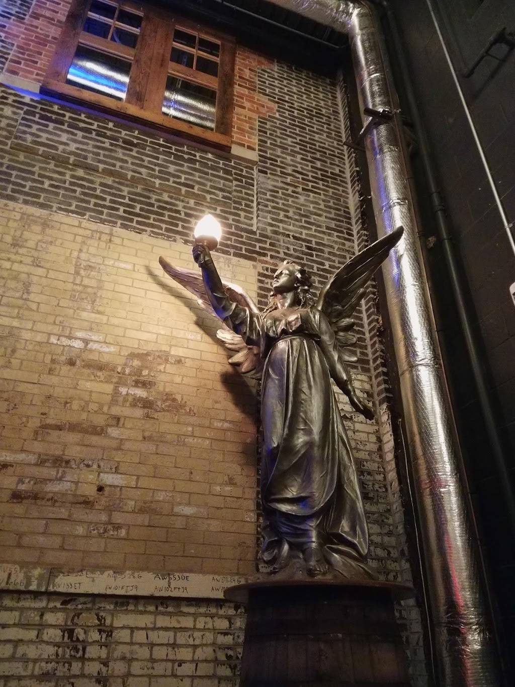 320mlk | restaurant | 320 W Martin Luther King Jr Pkwy, Des Moines, IA 50309, USA | 5152620000 OR +1 515-262-0000