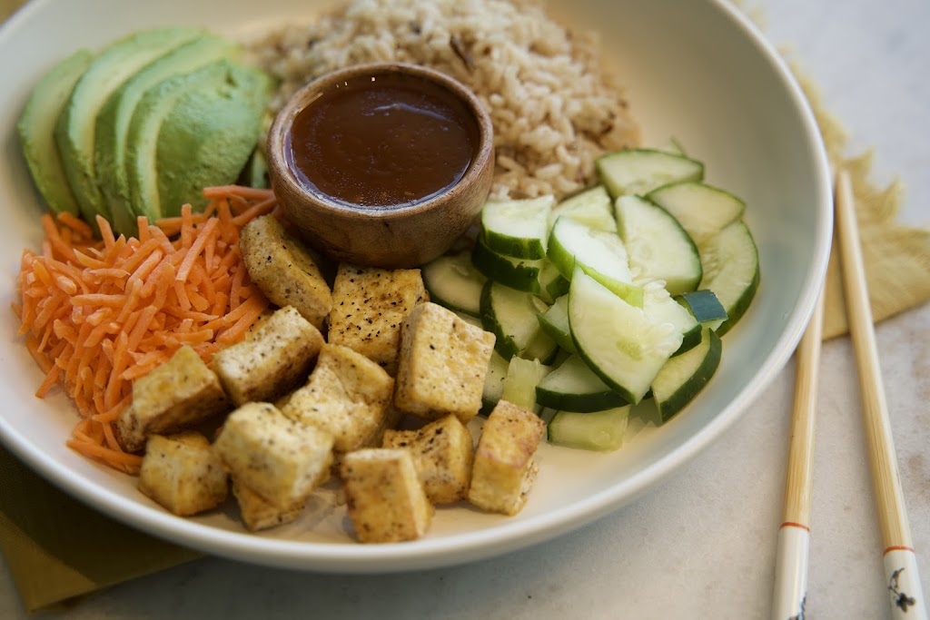 Bs Fresh Kitchen | restaurant | 3220 Cobb Pkwy SE unit 100, Atlanta, GA 30339, USA | 4042268268 OR +1 404-226-8268