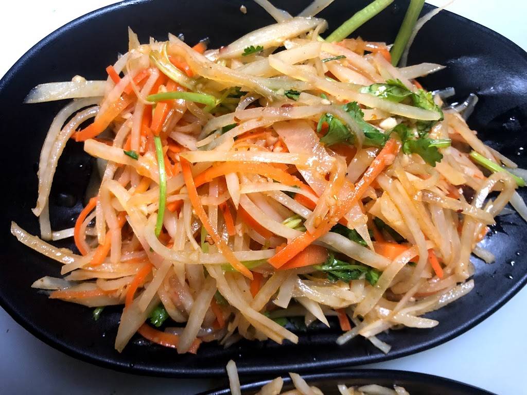 串煮任 串串香火锅烧烤 HotPot·BBQ | restaurant | 149-52 41st Ave, Flushing, NY 11355, USA | 9293007288 OR +1 929-300-7288