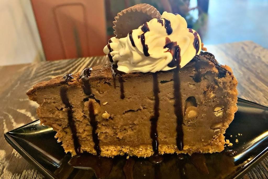 Mama Baudos Chow Bella | restaurant | 429 Walker Rd ste a, Jackson, TN 38305, USA | 7312401550 OR +1 731-240-1550