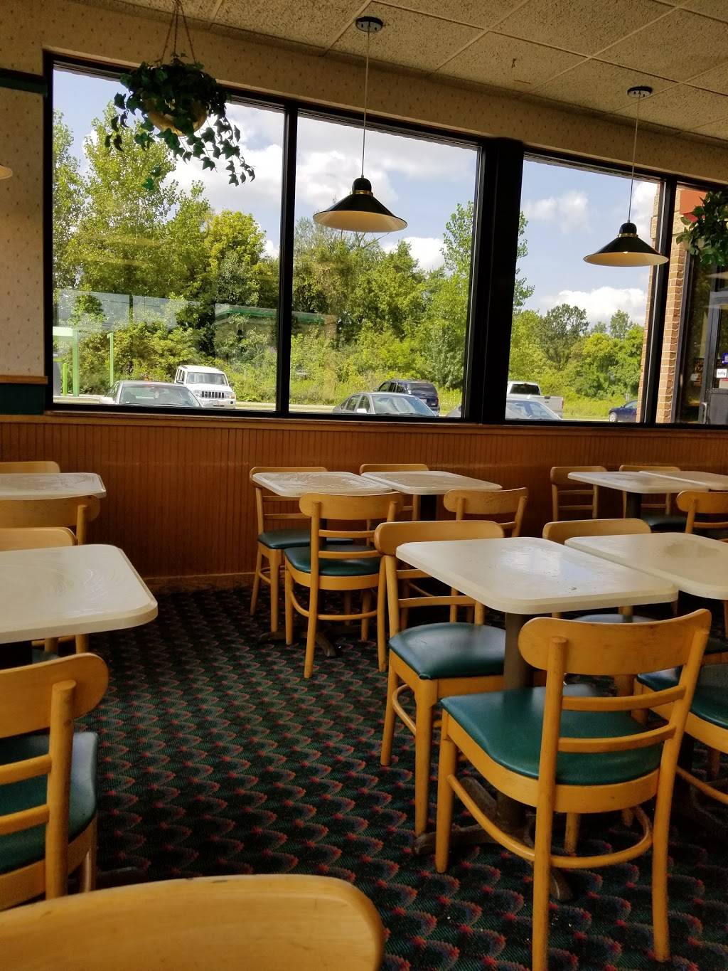 Wendys | restaurant | 55 Dayton Rd, Newark, OH 43055, USA | 7403497585 OR +1 740-349-7585