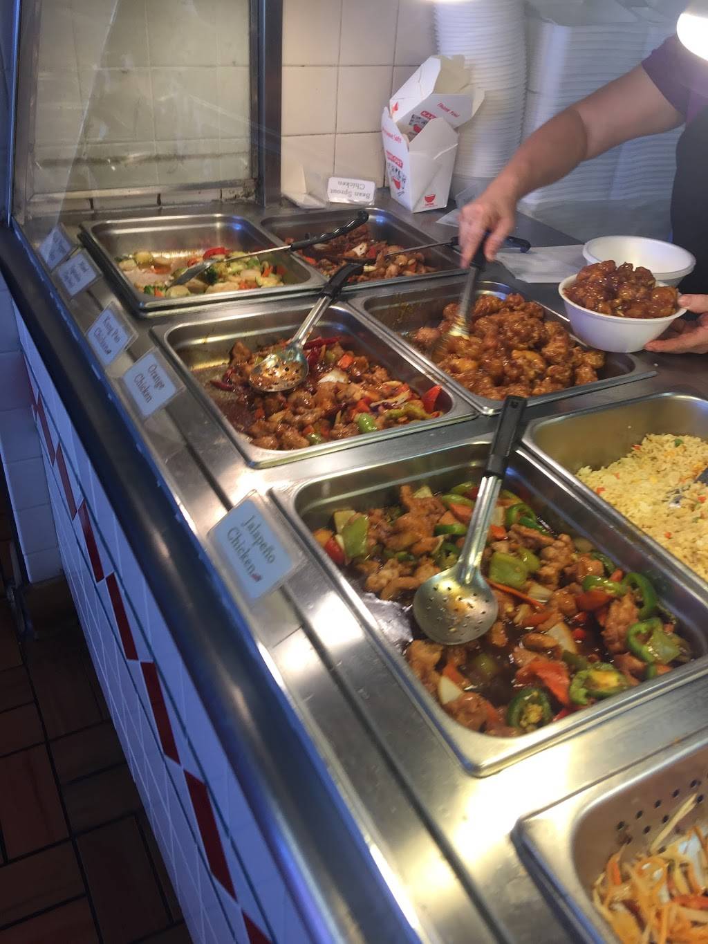 Lucky Wok BBQ Chinese Food | restaurant | 8304 Limonite Ave, Riverside, CA 92509, USA | 9516817978 OR +1 951-681-7978