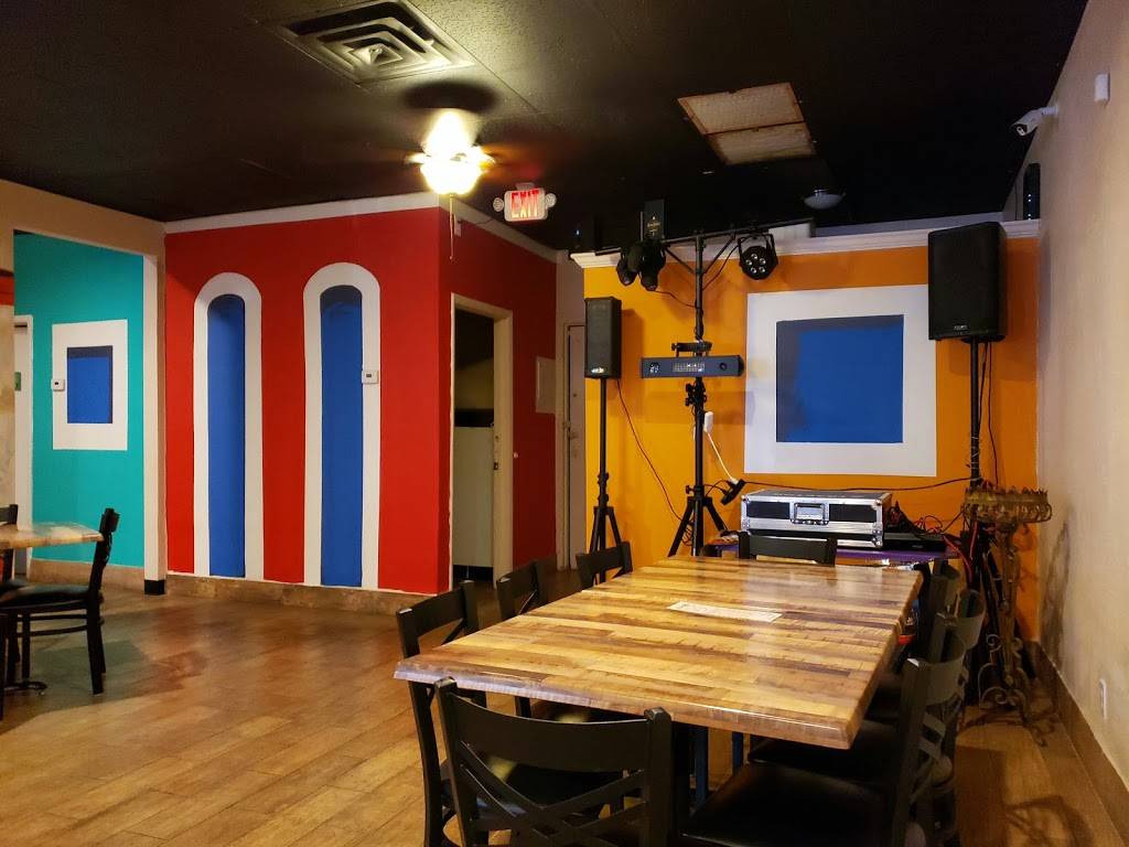 Puerto Rico Restaurant & Bar | restaurant | 870 Sierra Vista Dr #1, Las Vegas, NV 89169, USA | 7027500011 OR +1 702-750-0011