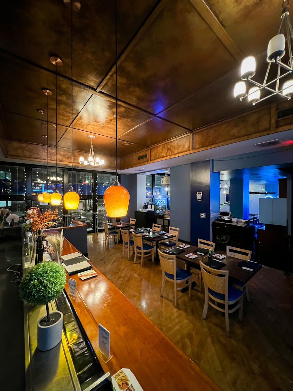 Momoya | restaurant | 135 S Main St, Memphis, TN 38103, USA | 9015281010 OR +1 901-528-1010