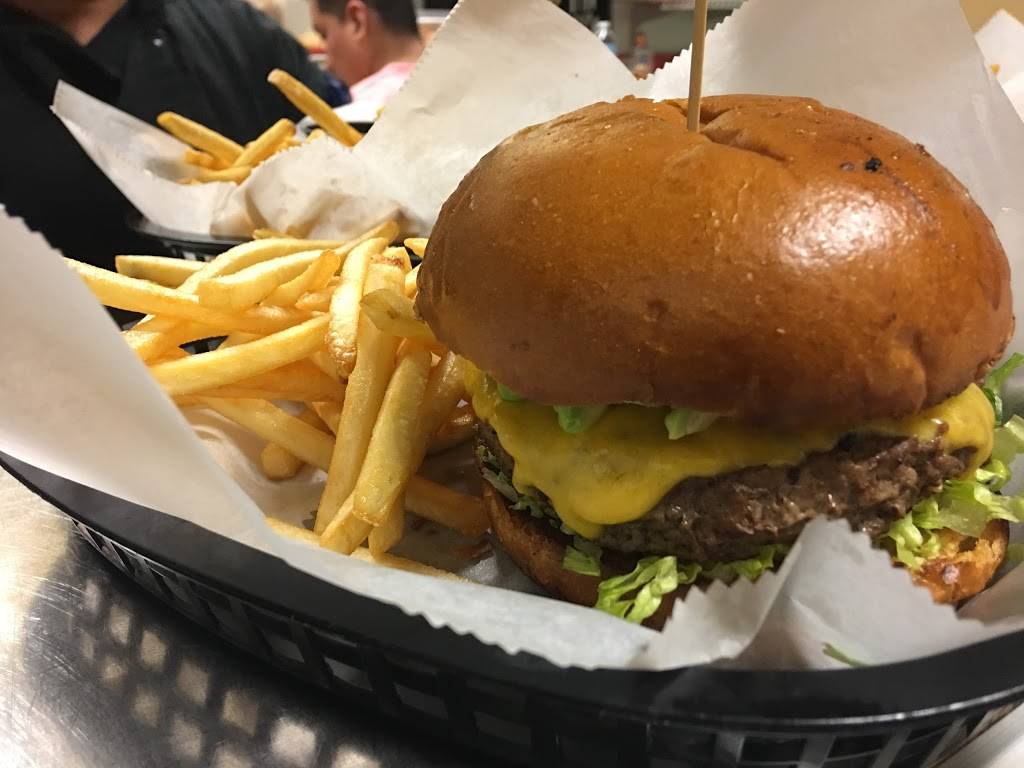 Growler & Gill | restaurant | 148 NY-59, Nanuet, NY 10954, USA | 8455070899 OR +1 845-507-0899