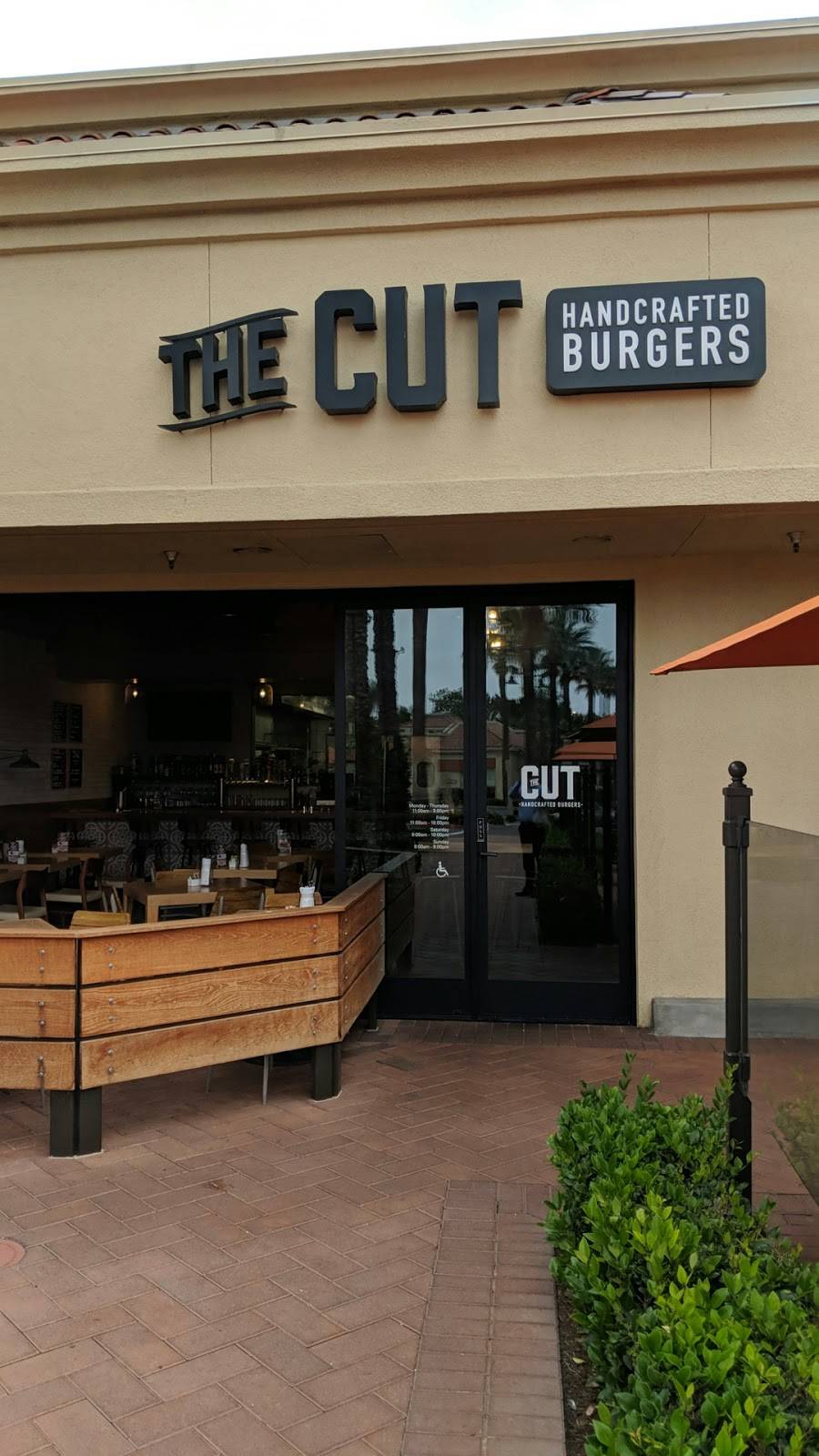 THE CUT Handcrafted Burgers | restaurant | 3831 Alton Pkwy #C, Irvine, CA 92606, USA | 9493333434 OR +1 949-333-3434