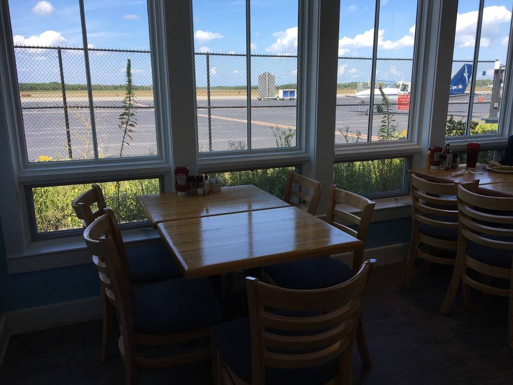 Plane View | restaurant | 71 Airport Rd, Vineyard Haven, MA 02568, USA | 5086931886 OR +1 508-693-1886
