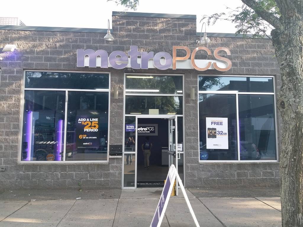 Mir Tapas Lounge | restaurant | 102 Essex St, Lawrence, MA 01840, USA | 9788801943 OR +1 978-880-1943