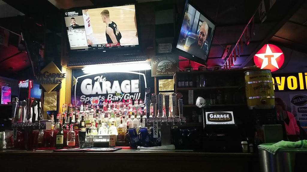 The Garage Sports Bar & Grill | restaurant | 5551 S 48th St, Lincoln, NE 68516, USA | 4024232996 OR +1 402-423-2996
