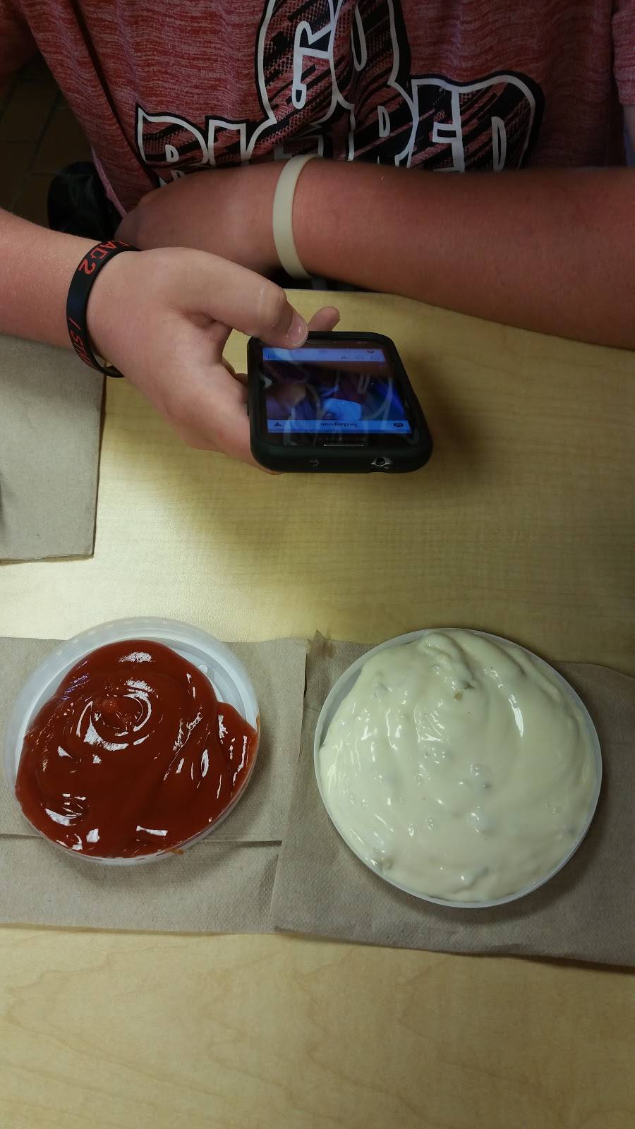 Long John Silvers | restaurant | 3400 16th St, Bedford, IN 47421, USA | 8122794150 OR +1 812-279-4150