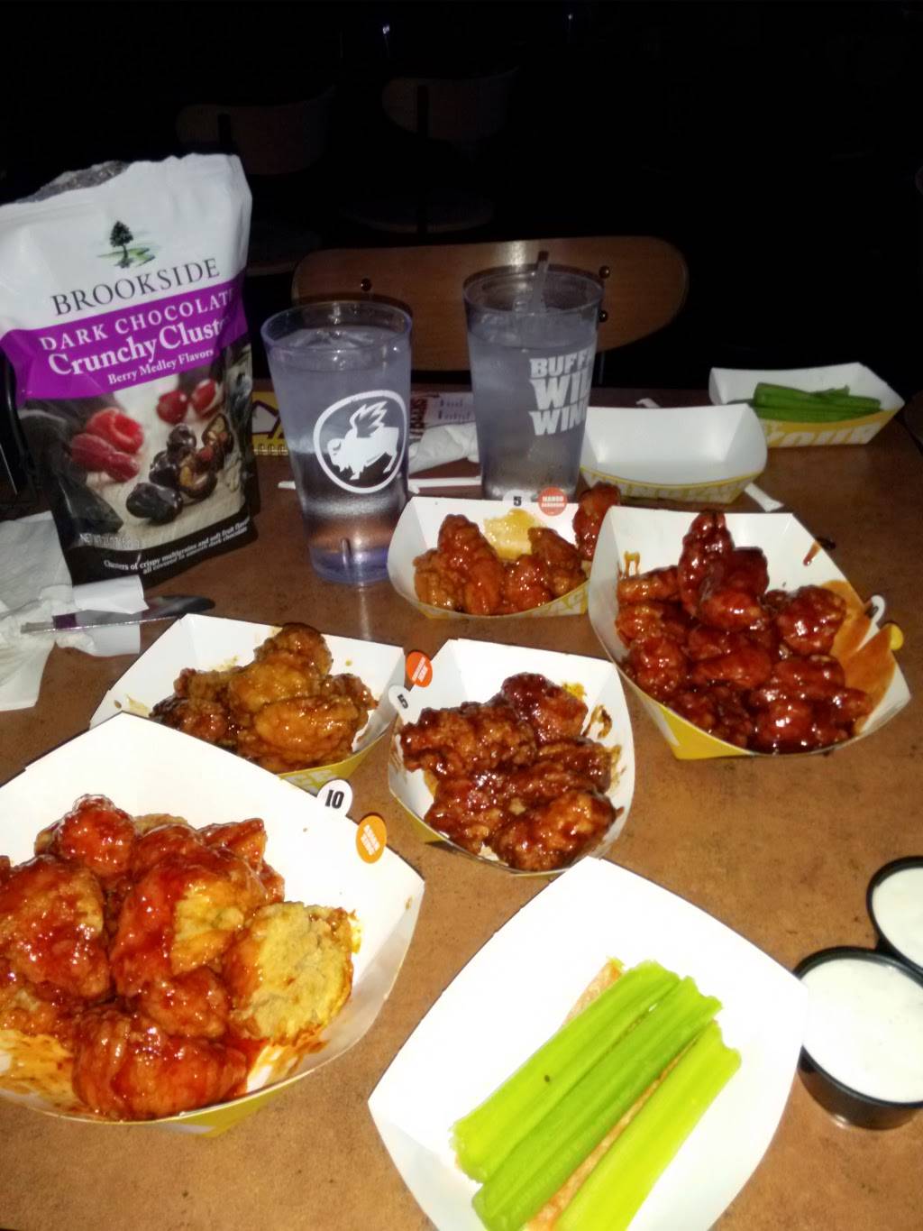 Buffalo Wild Wings | meal takeaway | 11266 South, State St, Sandy, UT 84070, USA | 8015233809 OR +1 801-523-3809