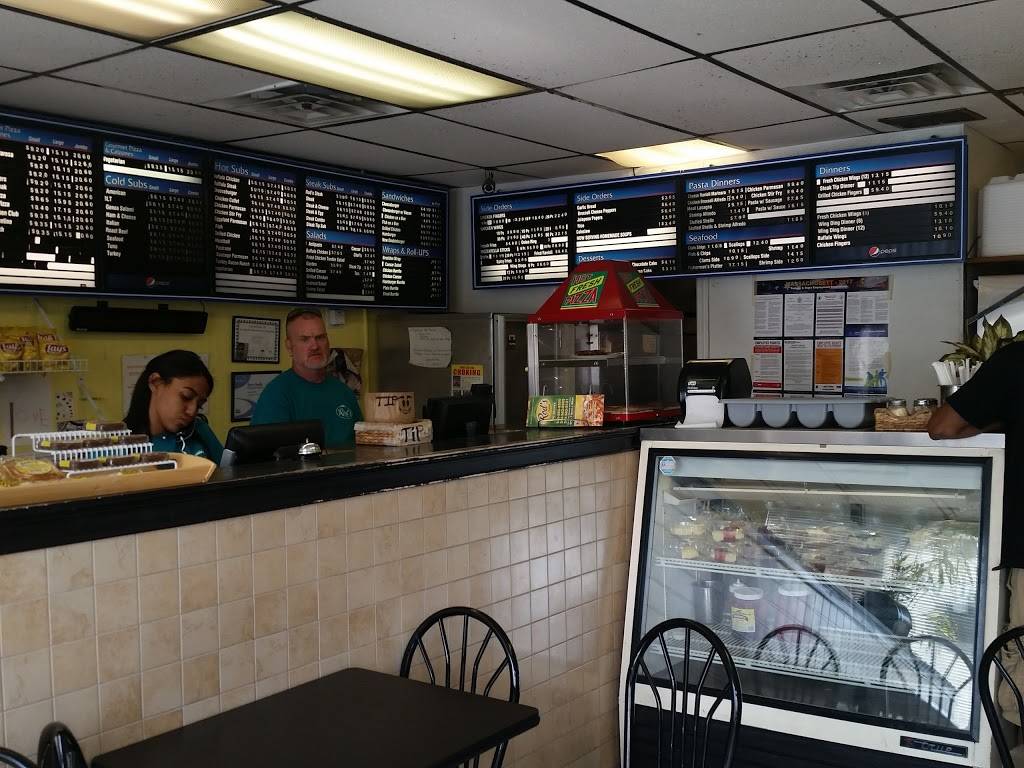 Rods Pizzeria | restaurant | 567 N Main St, Brockton, MA 02301, USA | 5085838500 OR +1 508-583-8500