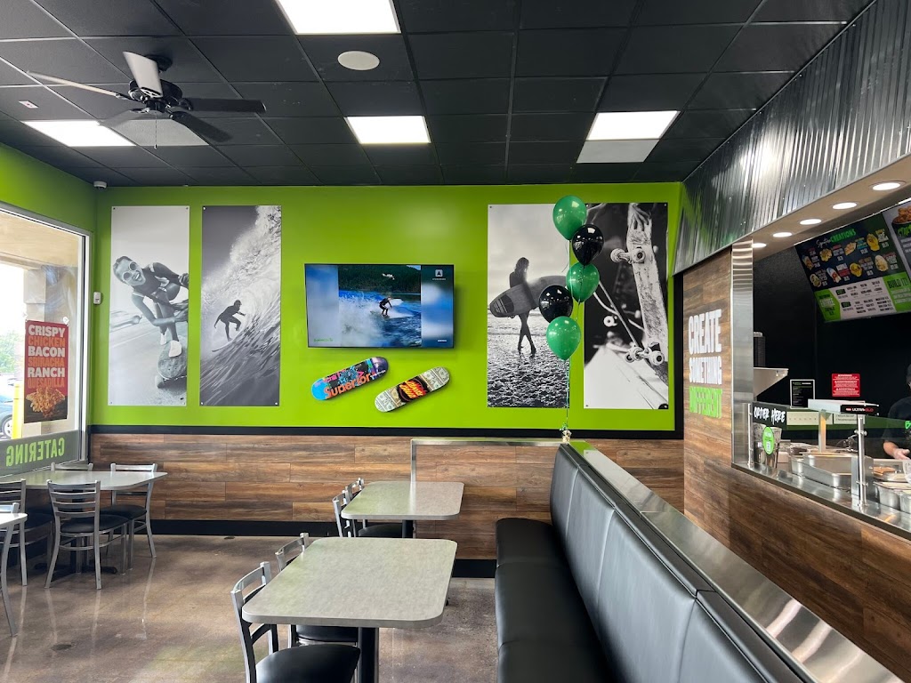 Bubbakoos Burritos | restaurant | 5947 Gall Blvd, Zephyrhills, FL 33542, USA | 8134385233 OR +1 813-438-5233