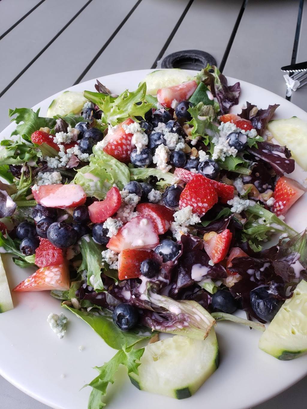 Pizza Plant Italian Pub - Canalside | meal takeaway | 125 Main St #110, Buffalo, NY 14203, USA | 7166265566 OR +1 716-626-5566