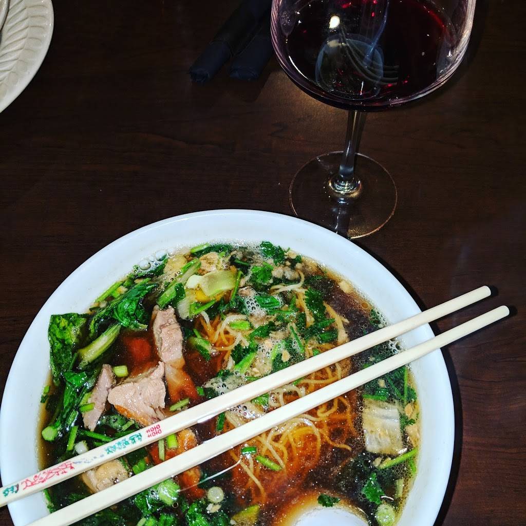 Sisters Thai Cafe | restaurant | 514 E State St, Rockford, IL 61104, USA | 7797743927 OR +1 779-774-3927