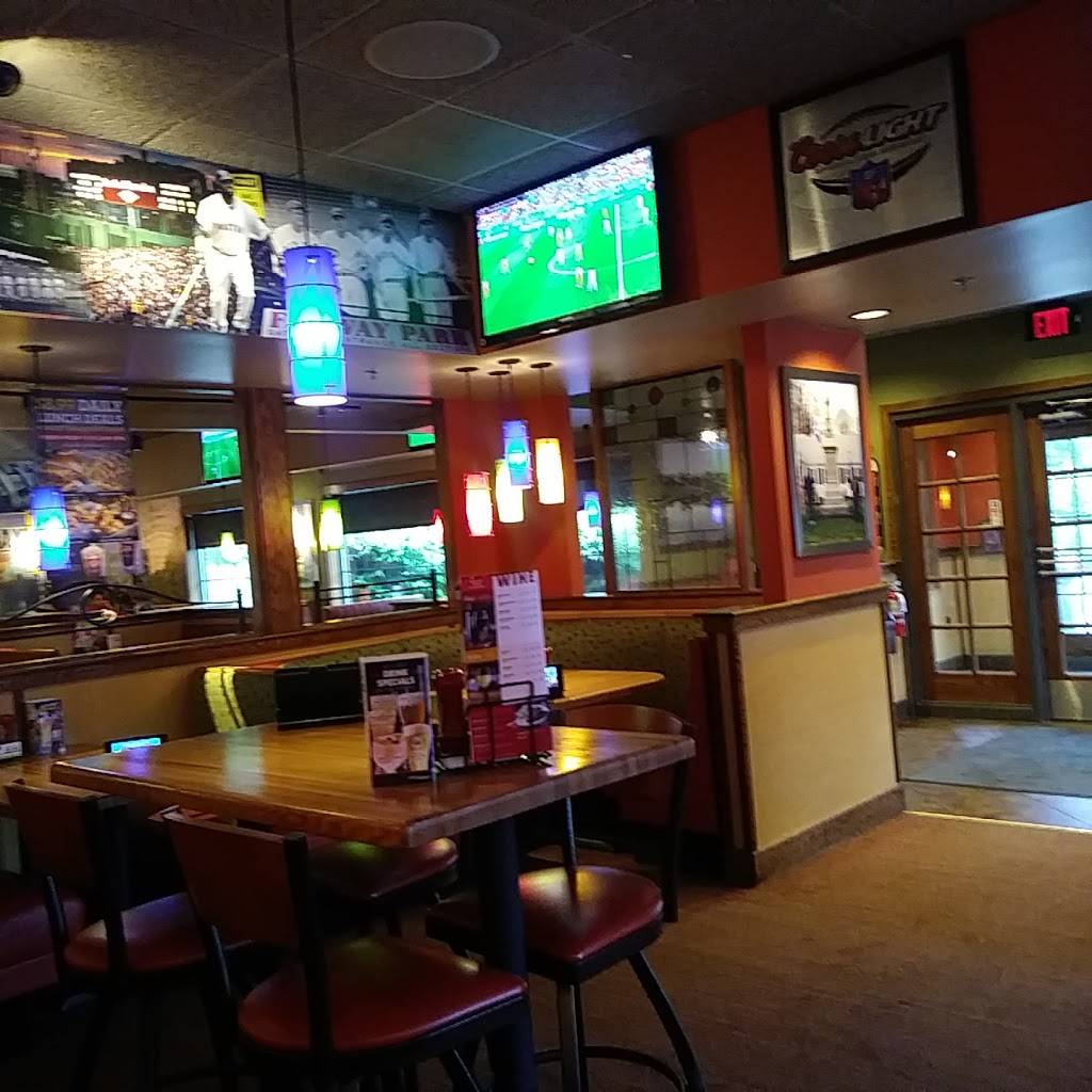 Applebees Grill + Bar | restaurant | 800 Cape Hwy, Raynham, MA 02767, USA | 5088231126 OR +1 508-823-1126