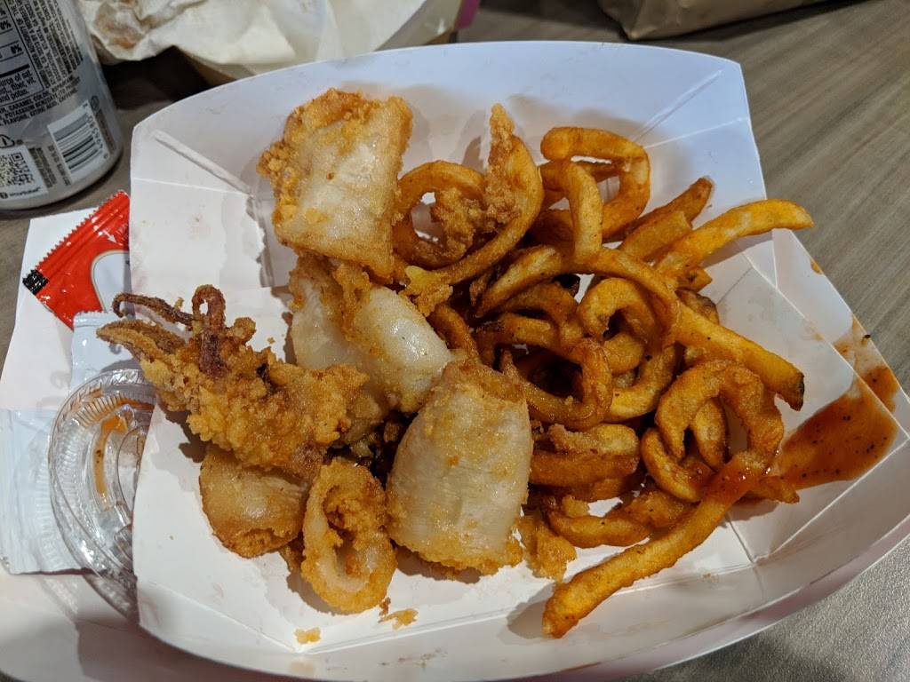 Crab Station | restaurant | 2803 Taylor St, San Francisco, CA 94101, USA | 4154748796 OR +1 415-474-8796