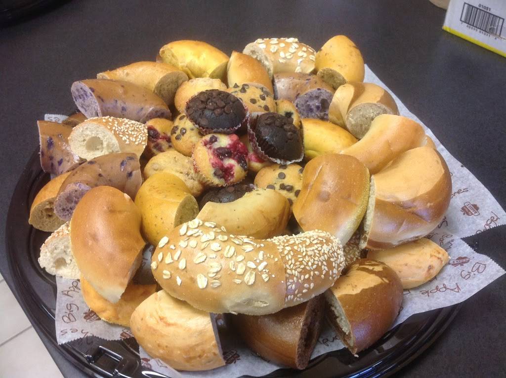 Big Apple Bagels | bakery | 3137 Dundee Rd, Northbrook, IL 60062, USA | 8474987850 OR +1 847-498-7850