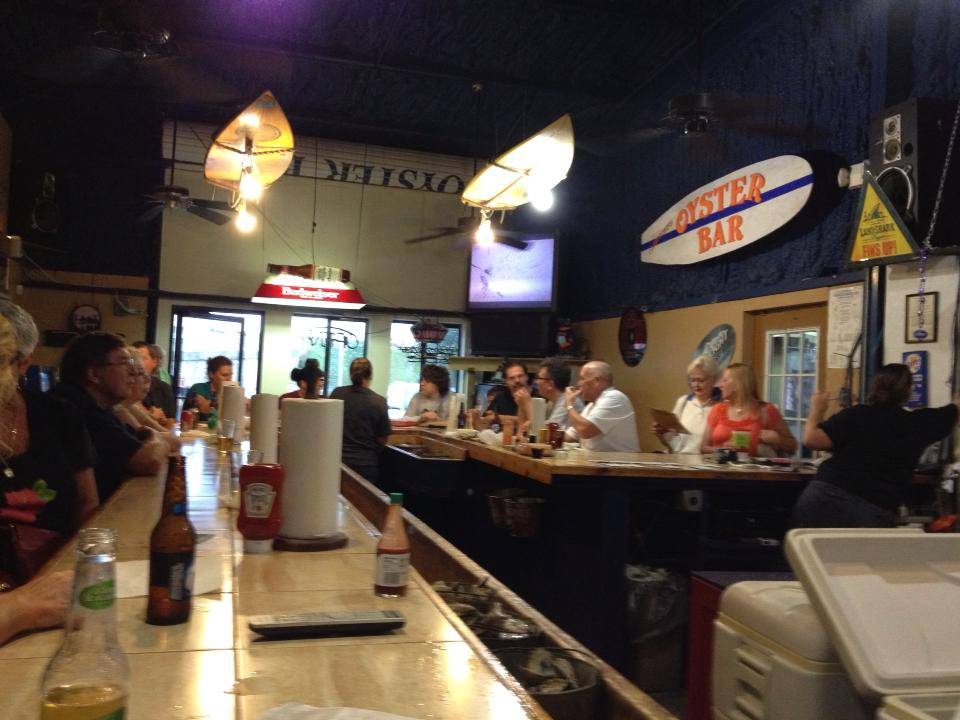 Clermont Oyster Bar | restaurant | 1500 S Hwy 27, Clermont, FL 34715, USA | 3522422857 OR +1 352-242-2857