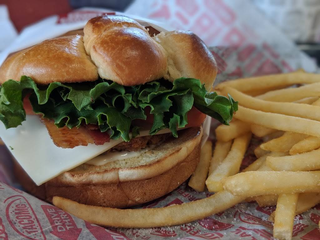 Jack in the Box | restaurant | 3801 Murphy Canyon Rd, San Diego, CA 92123, USA | 8584671421 OR +1 858-467-1421