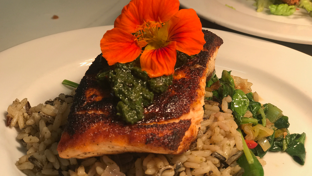 J.D. McCliments Gastropub | restaurant | U.S. 5, 26 Bellows Falls Rd, Putney, VT 05346, USA | 8023874499 OR +1 802-387-4499