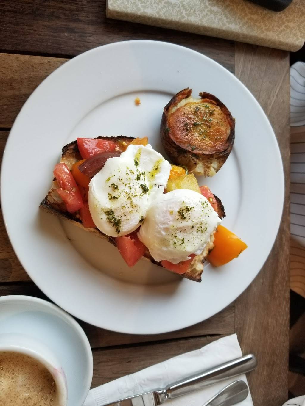 Coras Coffee Shoppe | cafe | 1802 Ocean Ave, Santa Monica, CA 90401, USA | 3104519562 OR +1 310-451-9562