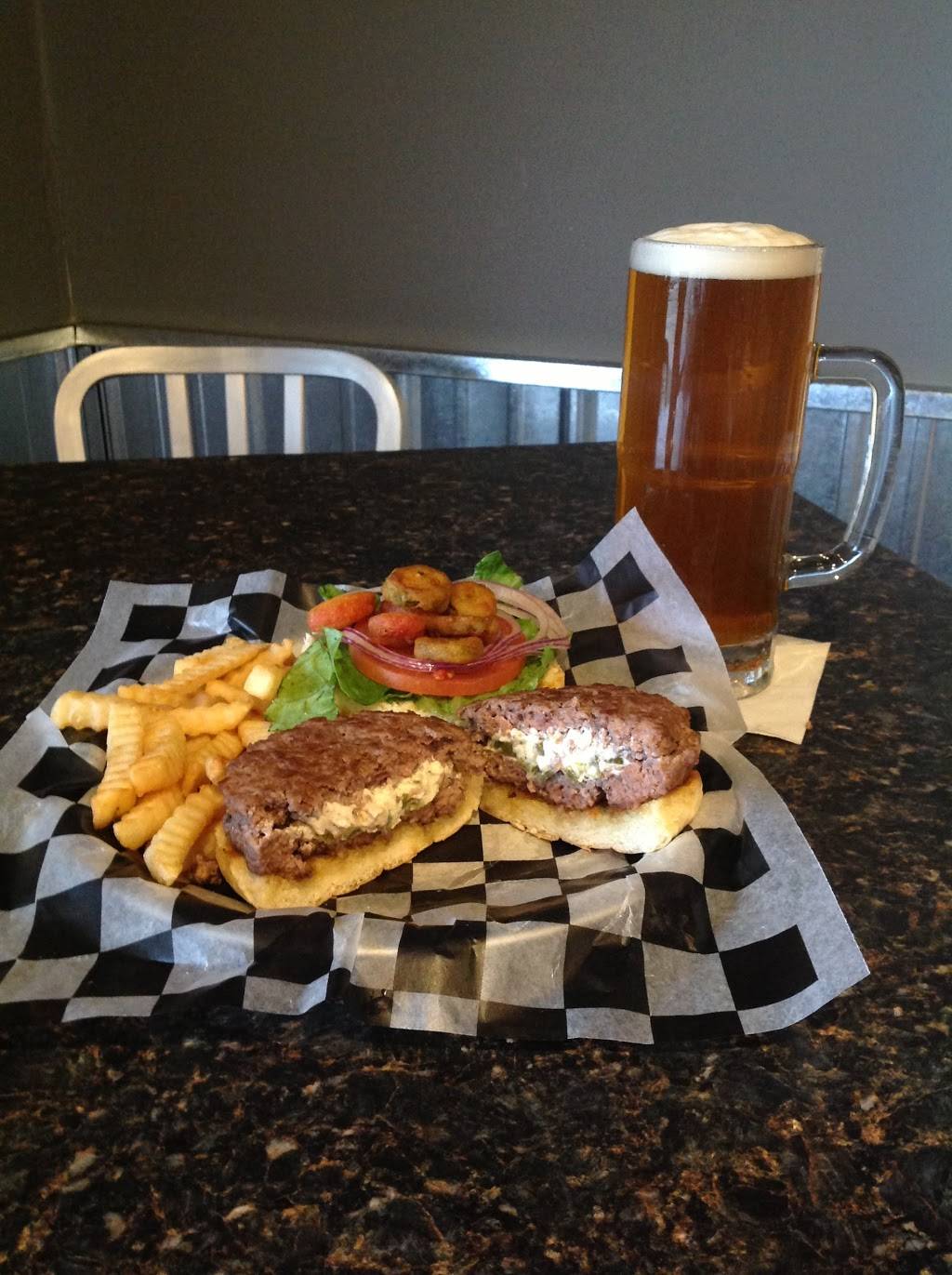 Mug Shots Burgers and Brews | restaurant | 4633 Lake Michigan Dr, Allendale, MI 49401, USA | 6168952337 OR +1 616-895-2337