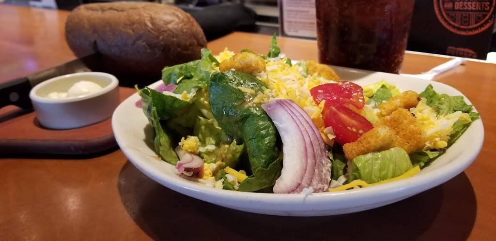 Outback Steakhouse | restaurant | 13010 Middlebelt Rd, Livonia, MI 48150, USA | 7345252476 OR +1 734-525-2476