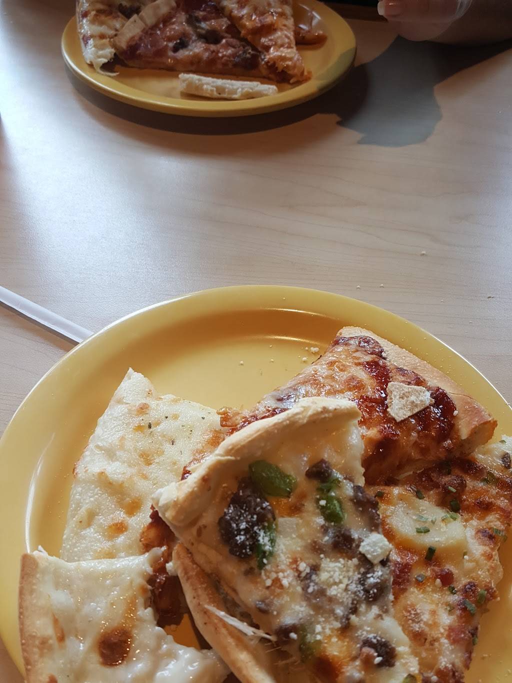 Pizza Inn | restaurant | 1501 Oak Ridge Turnpike, Oak Ridge, TN 37830, USA | 8654825656 OR +1 865-482-5656