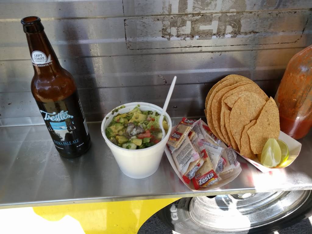 Los Primos Lonchera | restaurant | 112 N Hesperian St, Santa Ana, CA 92703, USA | 3107352269 OR +1 310-735-2269