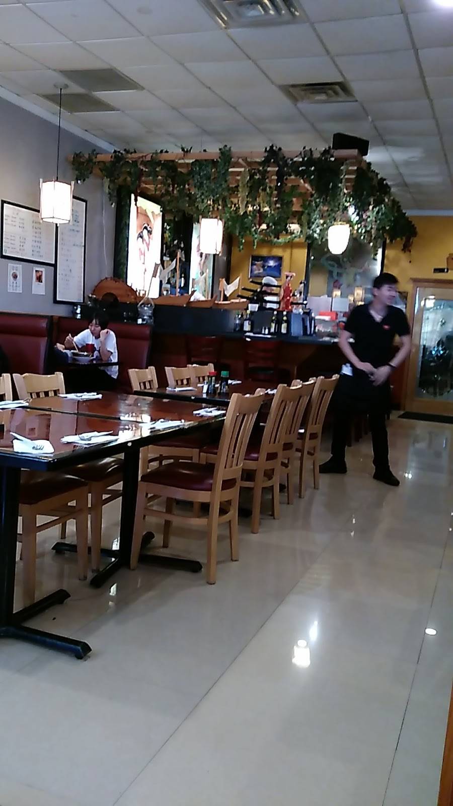 Noodle Town | restaurant | 2632 E 3rd St, Bloomington, IN 47401, USA | 8123338325 OR +1 812-333-8325