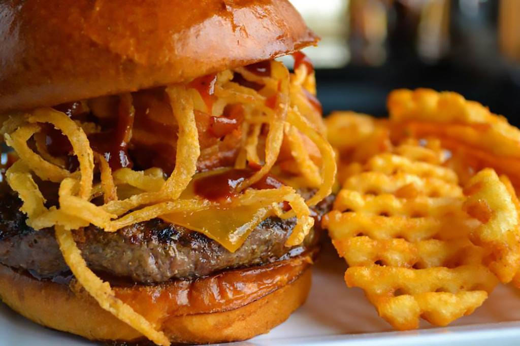 BROKEN OAR MARINA-BAR & GRILL | restaurant | 614 Rawson Bridge Rd, Port Barrington, IL 60010, USA | 8476399468 OR +1 847-639-9468