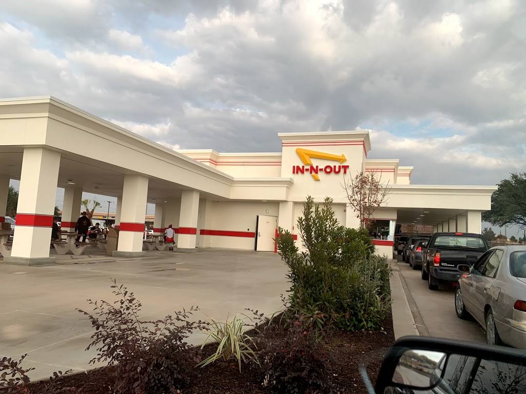 In-N-Out Burger | restaurant | 12611 S Kirkwood Rd, Stafford, TX 77477, USA | 8007861000 OR +1 800-786-1000