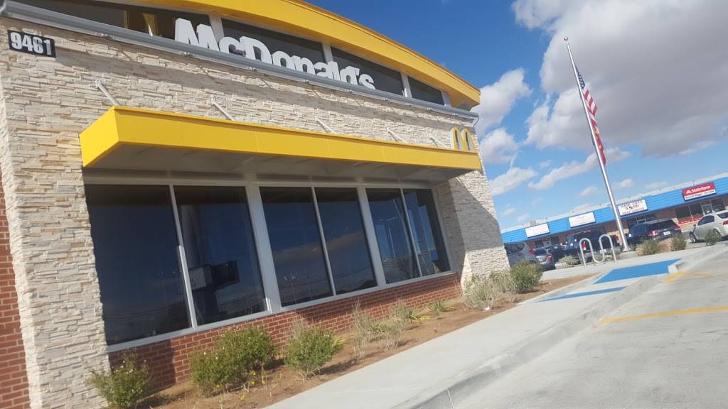 McDonalds | cafe | 9461 Dyer St, El Paso, TX 79924, USA | 9157550076 OR +1 915-755-0076