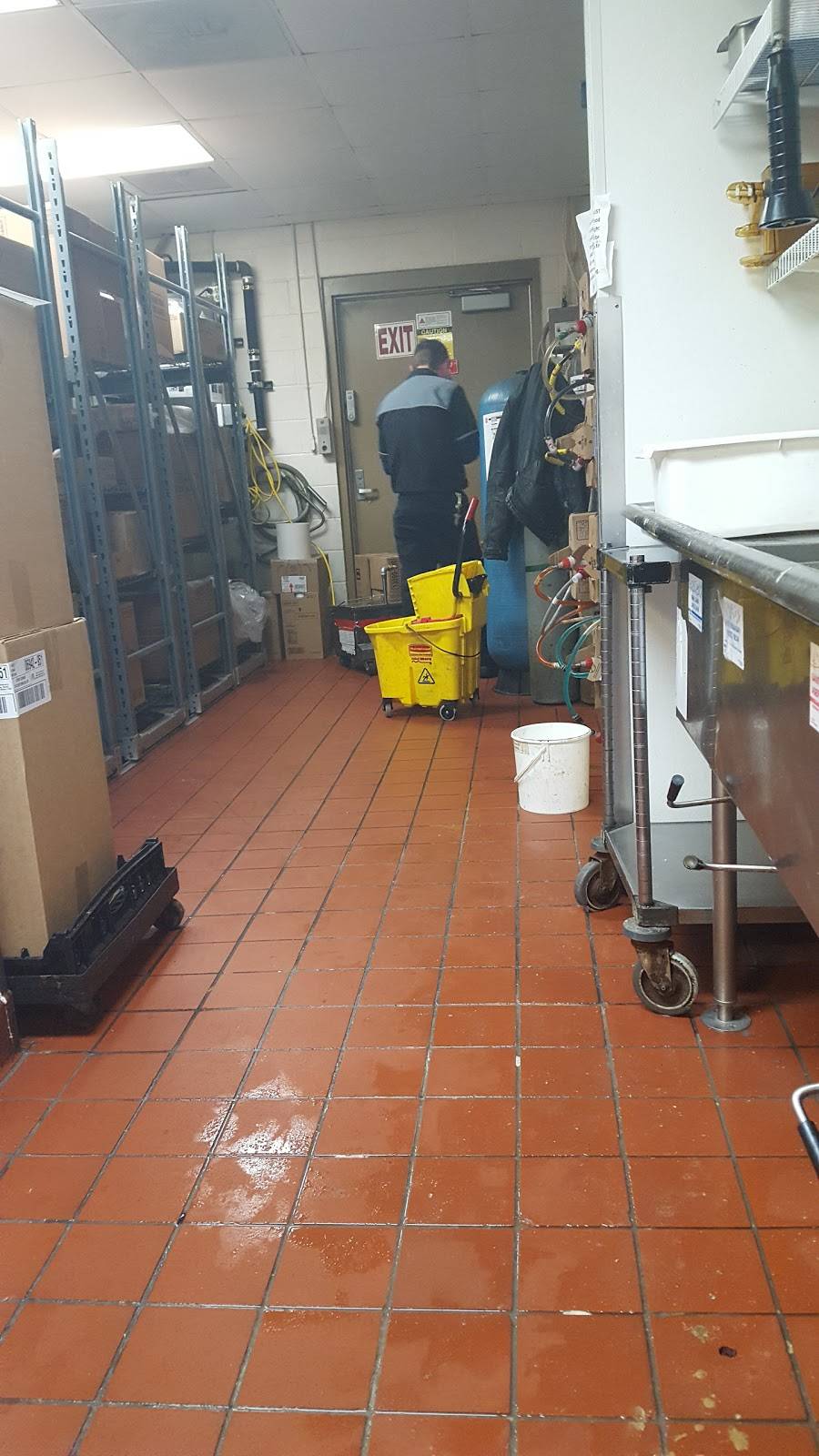 McDonalds | cafe | 918 N Euclid Ave, Bay City, MI 48706, USA | 9896843626 OR +1 989-684-3626