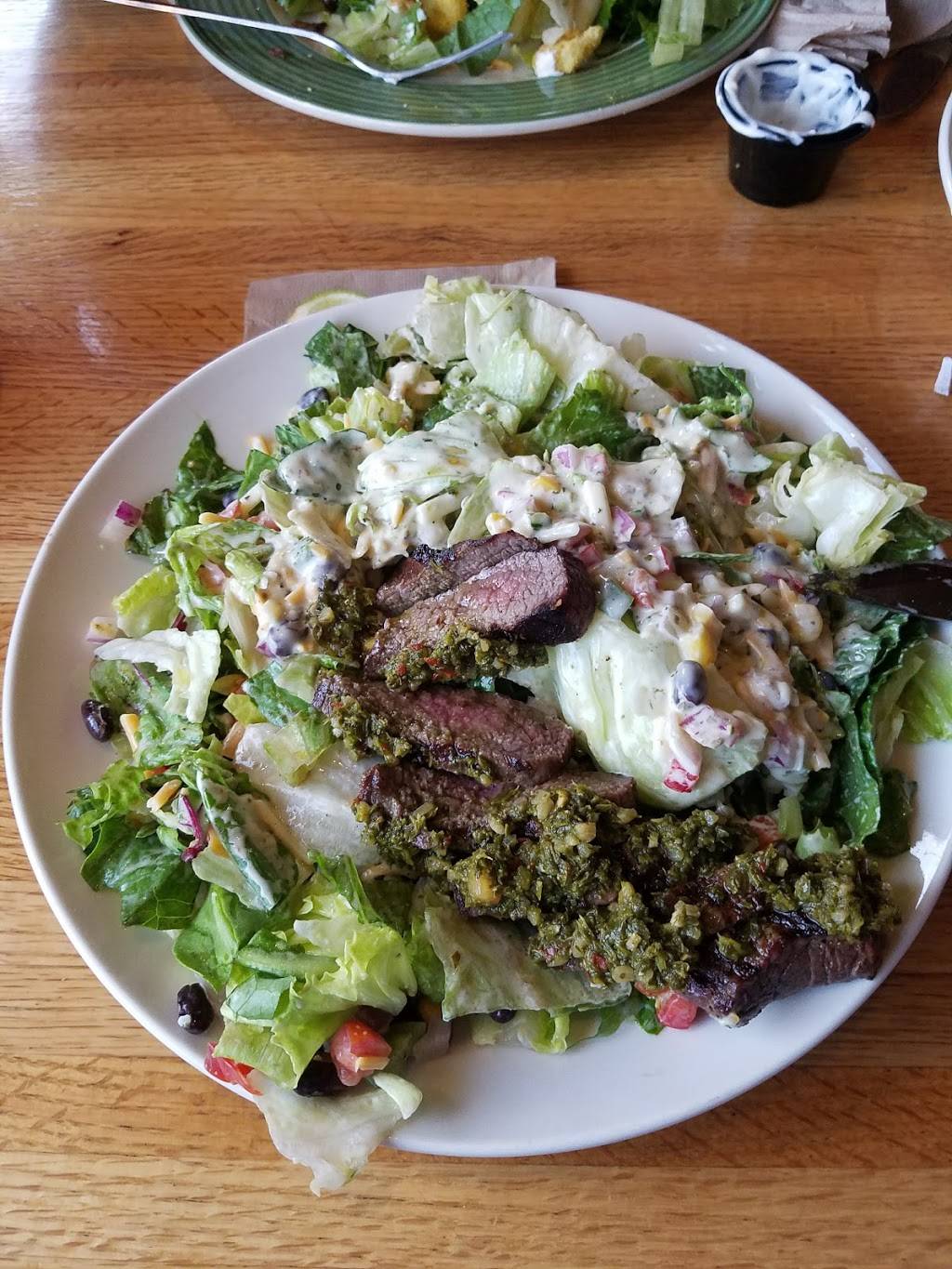 Applebees Grill + Bar | restaurant | 3881 W US-10, Ludington, MI 49431, USA | 2318450611 OR +1 231-845-0611