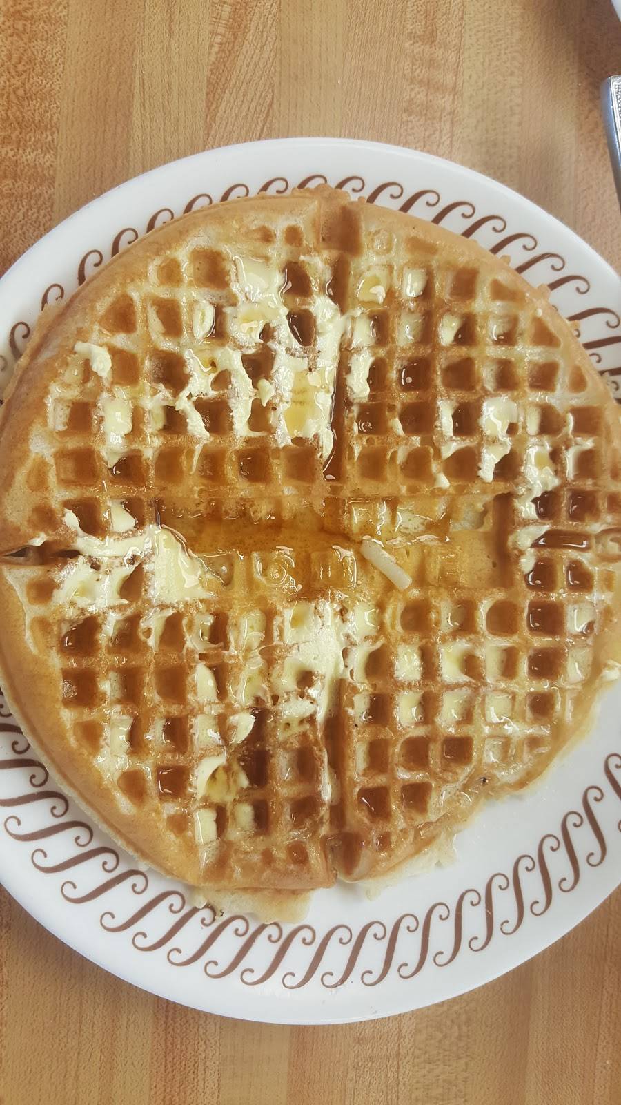 Waffle House | meal takeaway | 571 S Main St, Alpharetta, GA 30004, USA | 7706649843 OR +1 770-664-9843