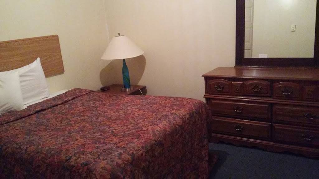 Village Inn Motel Holt | restaurant | 2211 Cedar St, Holt, MI 48842, USA | 5176992187 OR +1 517-699-2187