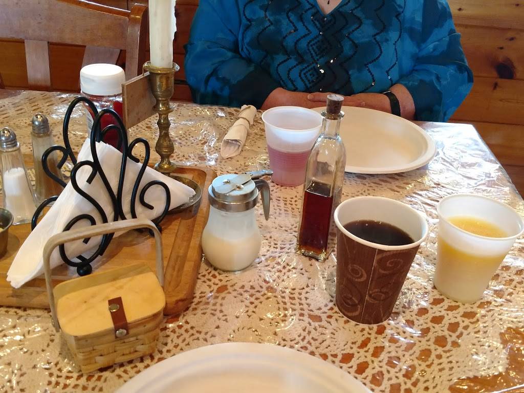 Heritage Farm Pancake House | restaurant | 15 Parker Hill Rd, Sanbornton, NH 03269, USA | 6035245400 OR +1 603-524-5400