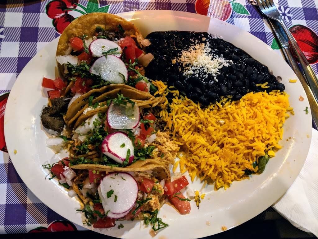 Café Corazón | restaurant | 2394 S Kinnickinnic Ave, Milwaukee, WI 53207, USA | 4145442774 OR +1 414-544-2774