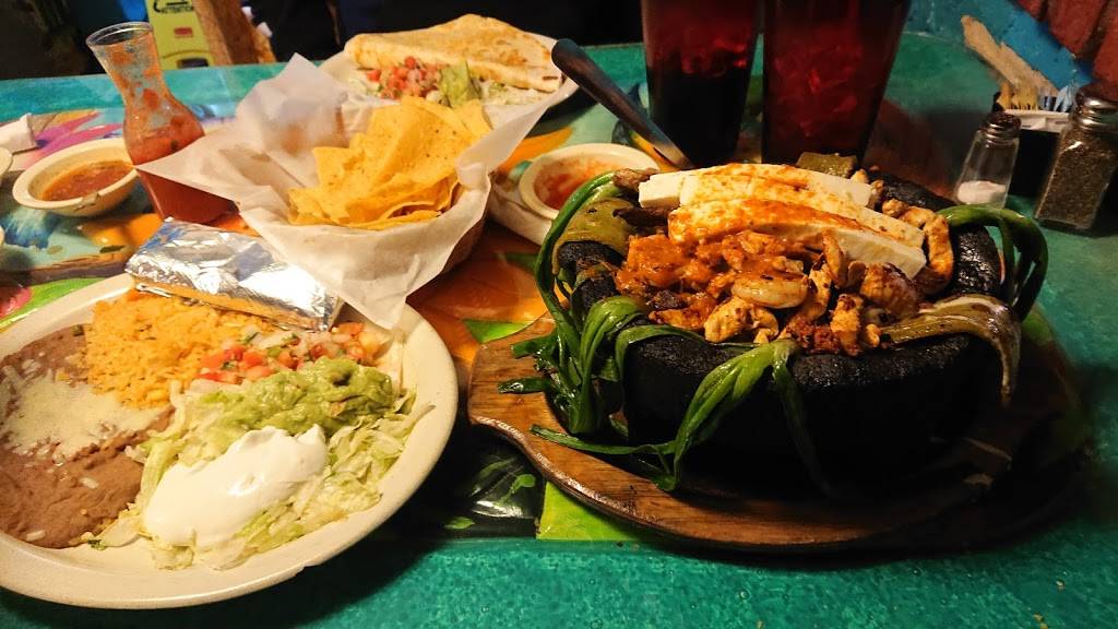Cancun Restaurant | restaurant | 172 Foothills Mall Dr, Maryville, TN 37801, USA | 8656813343 OR +1 865-681-3343