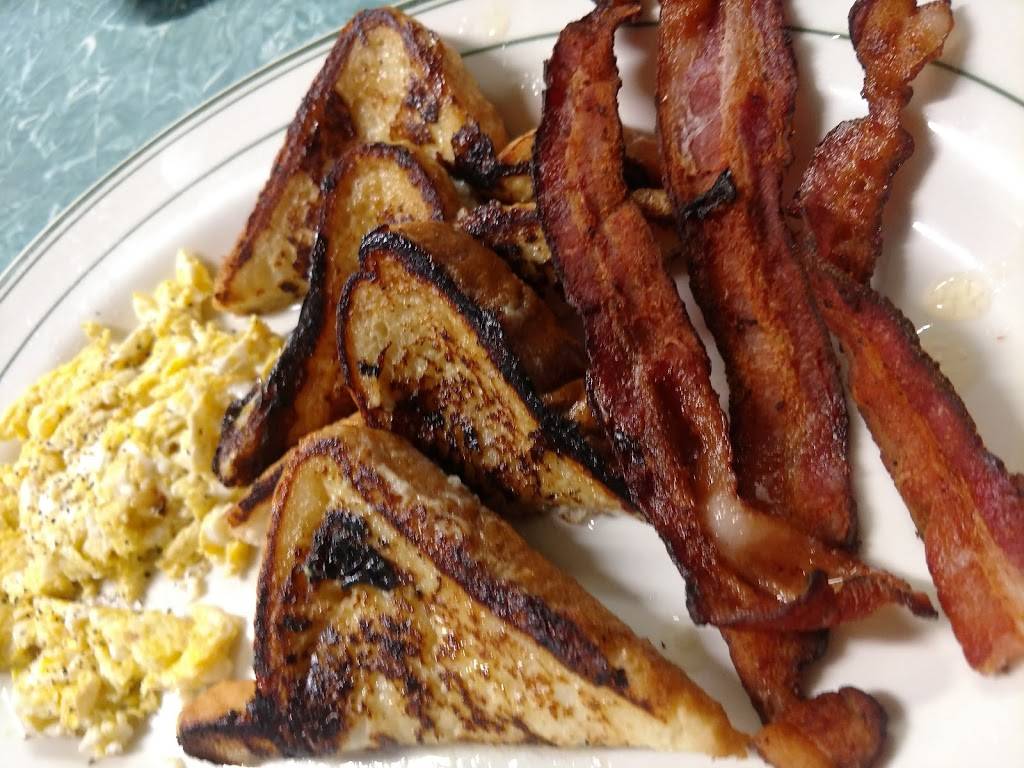 Uncle Buds Kitchen | restaurant | 5202, 16636 Clark Ave, Bellflower, CA 90706, USA | 5628669389 OR +1 562-866-9389