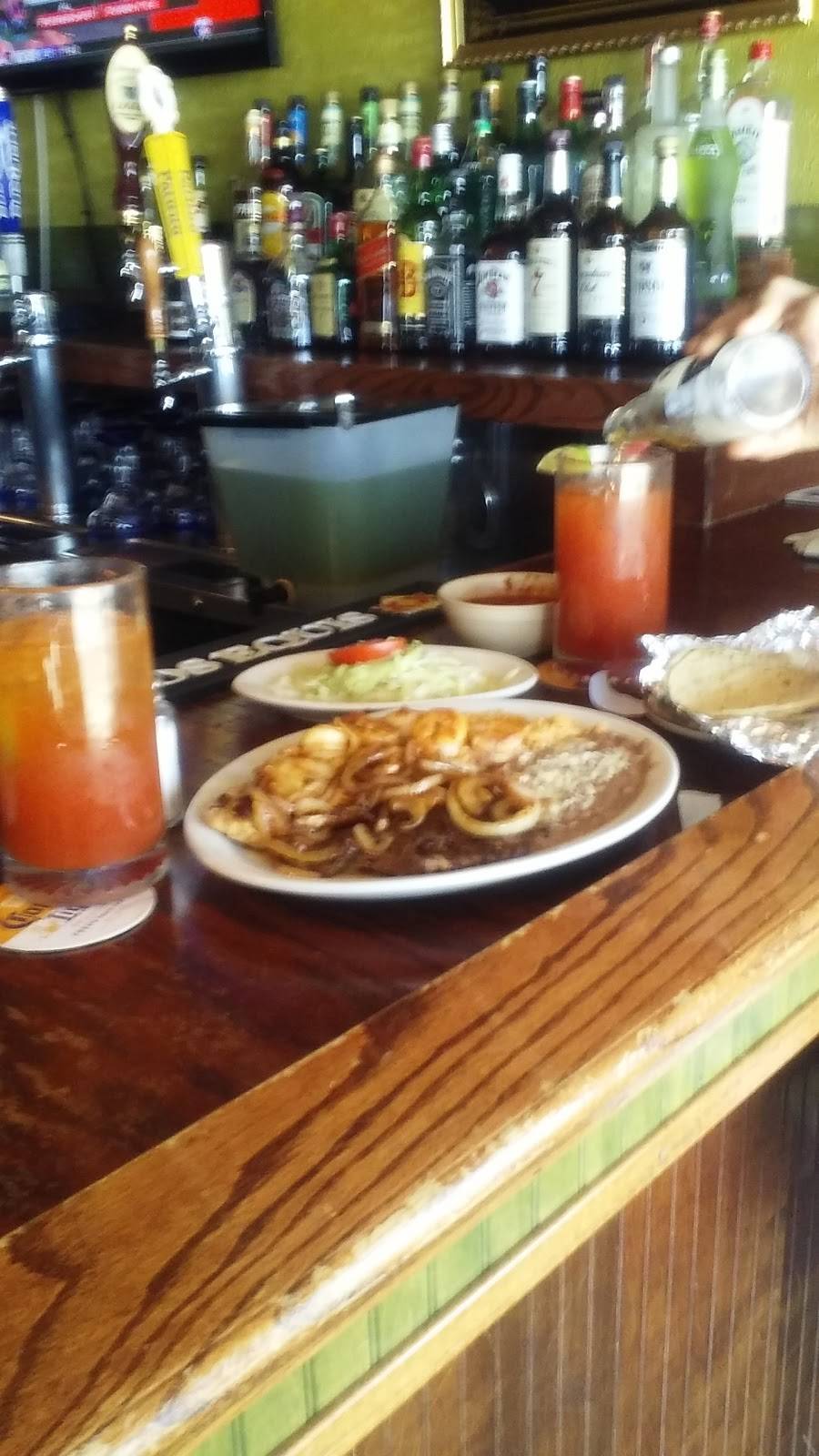 El Toro Bar & Grill | restaurant | 2915 Harshman Rd, Dayton, OH 45424, USA | 9372368411 OR +1 937-236-8411