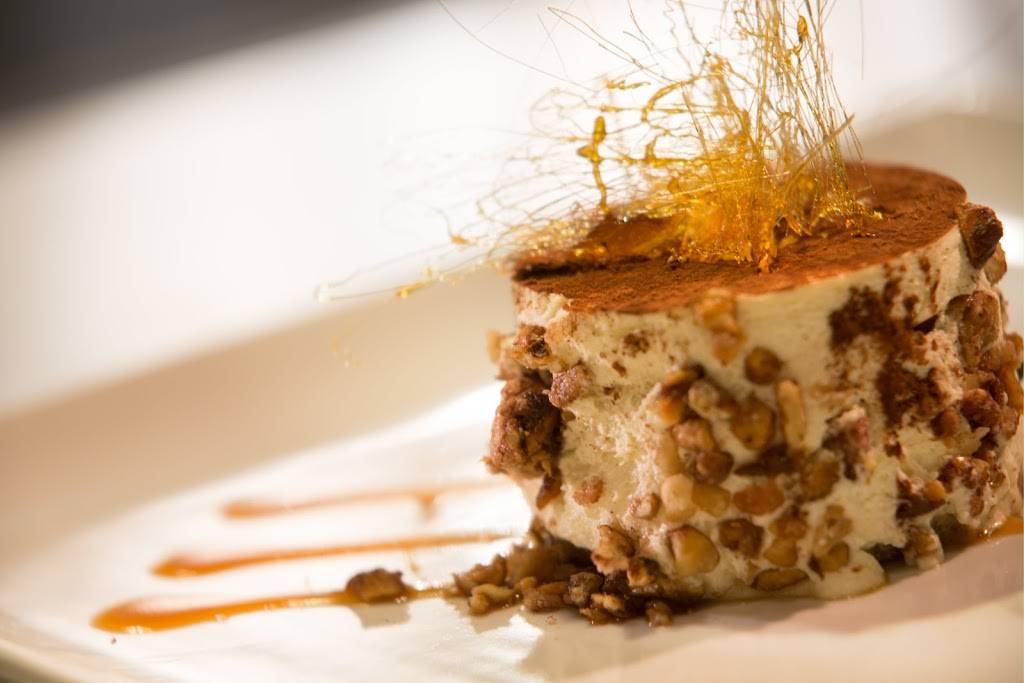 Finchs Restaurant | restaurant | 801 Rutherford Ave, Rutherford, NJ 07070, USA | 2012313141 OR +1 201-231-3141