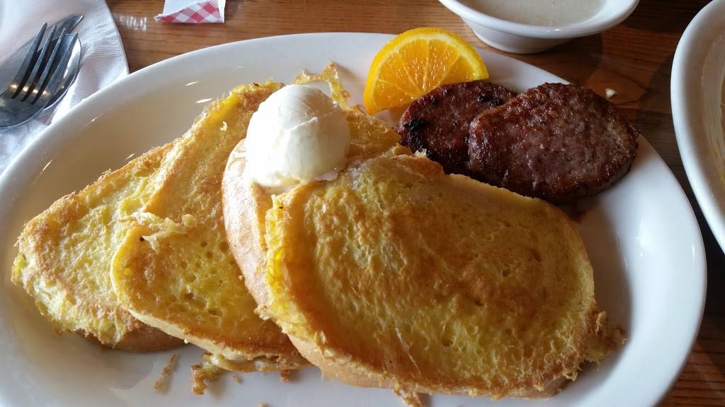 Cracker Barrel Old Country Store | restaurant | 50 Birmingham Hwy, Chattanooga, TN 37419, USA | 4238255885 OR +1 423-825-5885