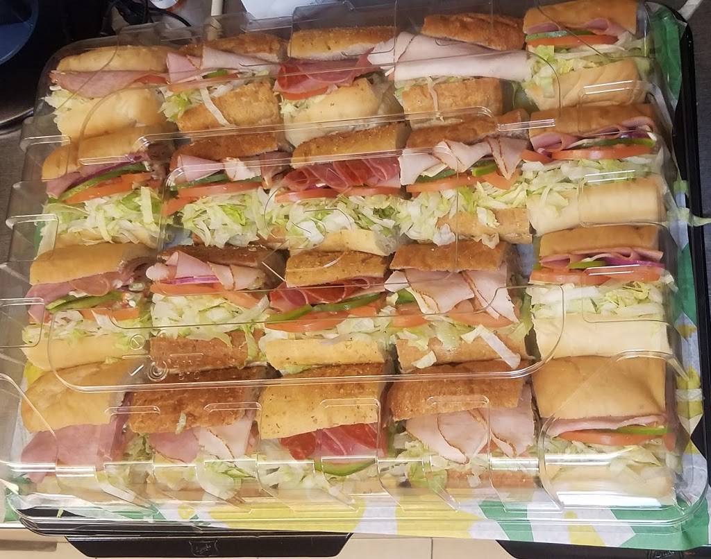 Subway Restaurants | restaurant | 1502 St Nicholas Ave, Store #2, New York, NY 10033, USA | 6465777219 OR +1 646-577-7219