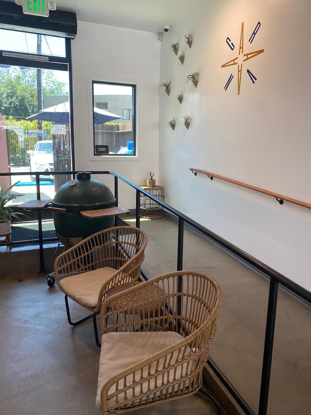 Cara Vana Coffee Shop | restaurant | 5629 Lankershim Blvd, North Hollywood, CA 91601, USA | 8185794145 OR +1 818-579-4145