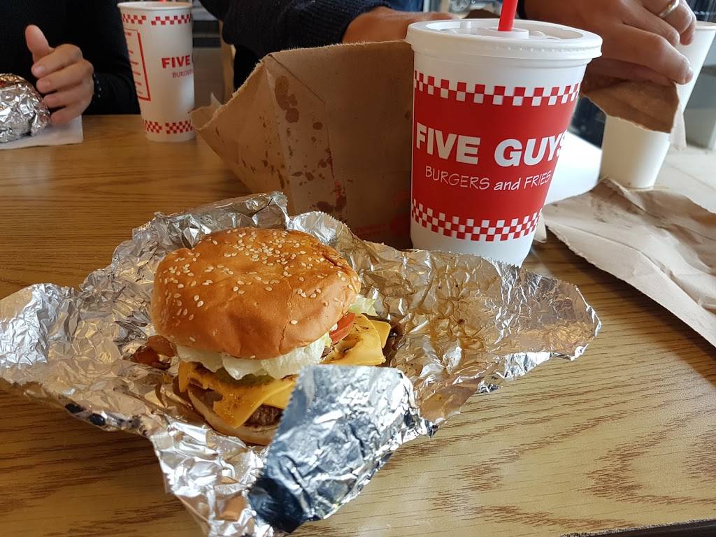 Five Guys | meal takeaway | 141 Danada Square East, Wheaton, IL 60189, USA | 6304624499 OR +1 630-462-4499