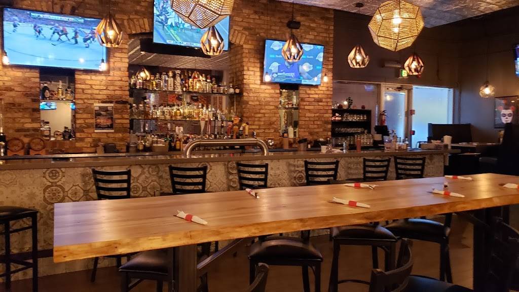 Mexicali Rosas | restaurant | 250 Centrum Blvd unit 112, Orléans, ON K1E 3J1, Canada | 6138241722 OR +1 613-824-1722