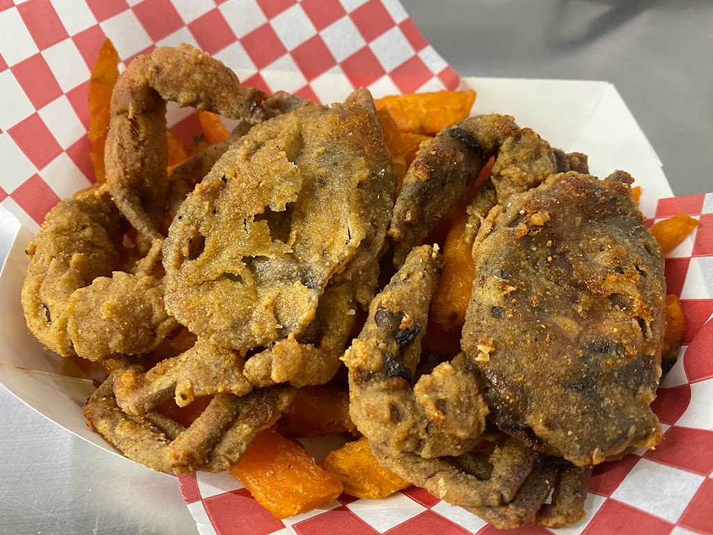 Crab Island Seafood Boil Restaurant | restaurant | 5693 S Jones Blvd #114, Las Vegas, NV 89118, USA | 7025500652 OR +1 702-550-0652